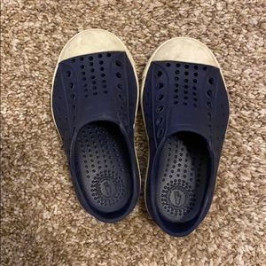 Navy Native shoes size 6